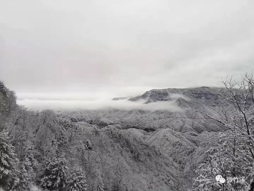 不是三九，胜似三九，小微提醒你千万别“滑冰”！