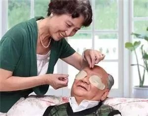 每天眼上敷一片,眼不花看得清,再也不怕近视了,男女老少都爱!