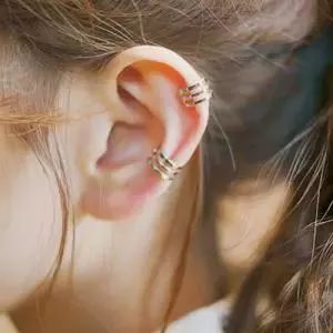 打耳洞耳软骨瘤,软骨打耳洞增生怎么办