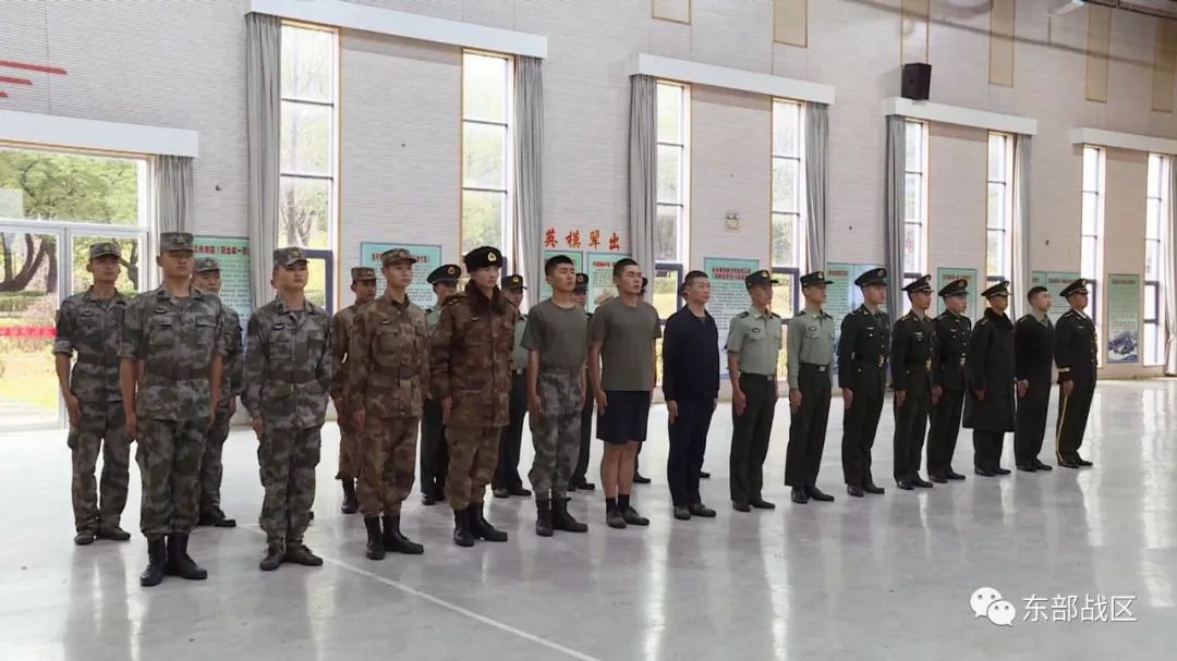 新条令迷彩服要求,新条令军服着装规定