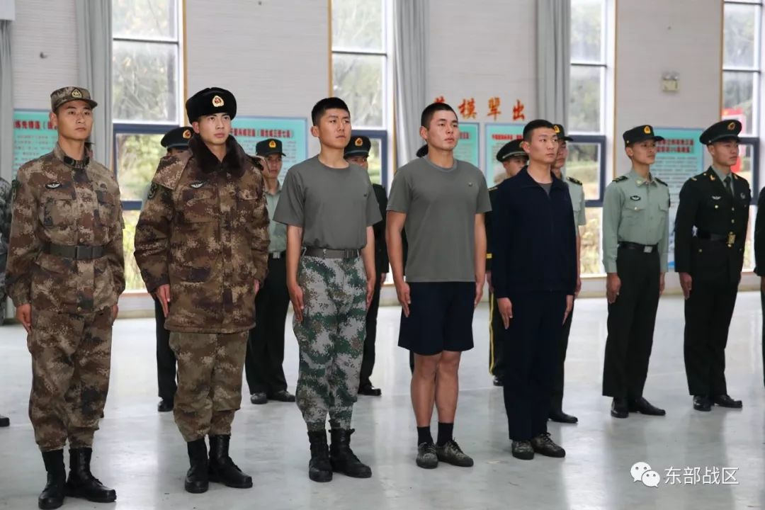 新条令迷彩服要求,新条令军服着装规定