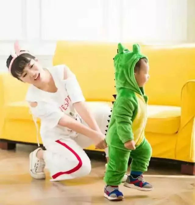 结交新朋友的社交技巧,如何与孩子快速建立朋友关系