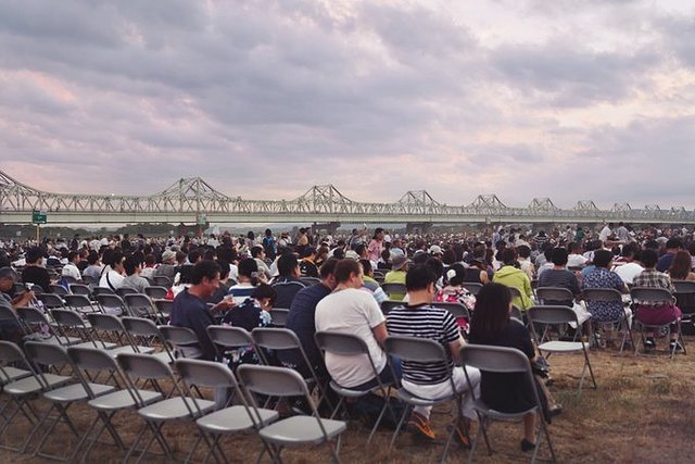 长冈花火大会的花火是哪里的,东京花火和长冈花火