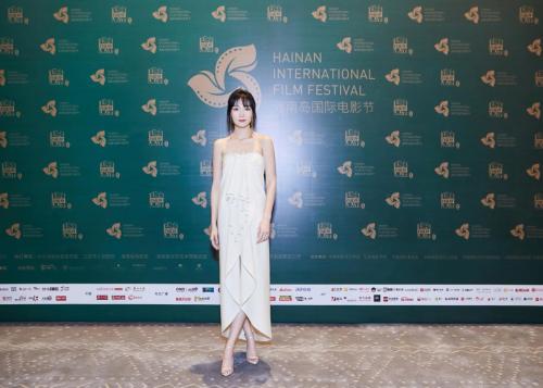 齐溪走红毯,齐溪惊艳写真大片