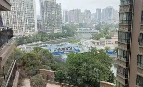 地铁2号线沿线学区房,地铁1号线双学区房