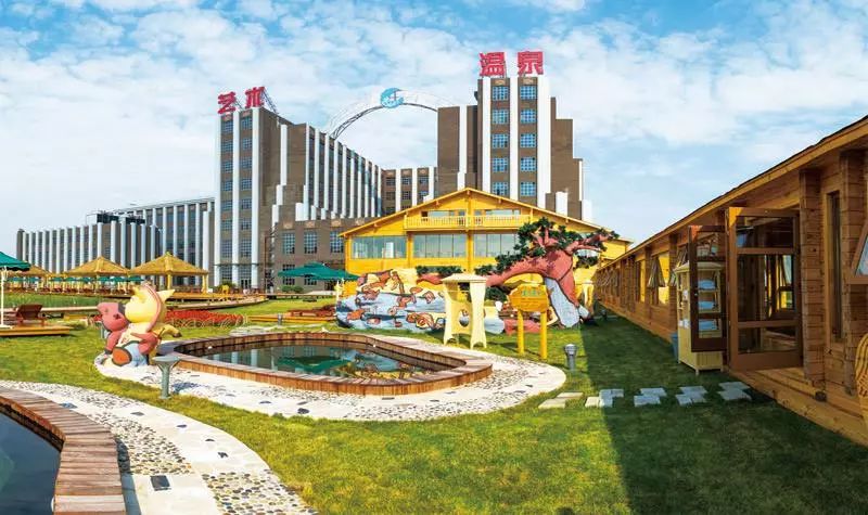 大庆最好的雪地温泉,今冬泡温泉创新玩法看过来