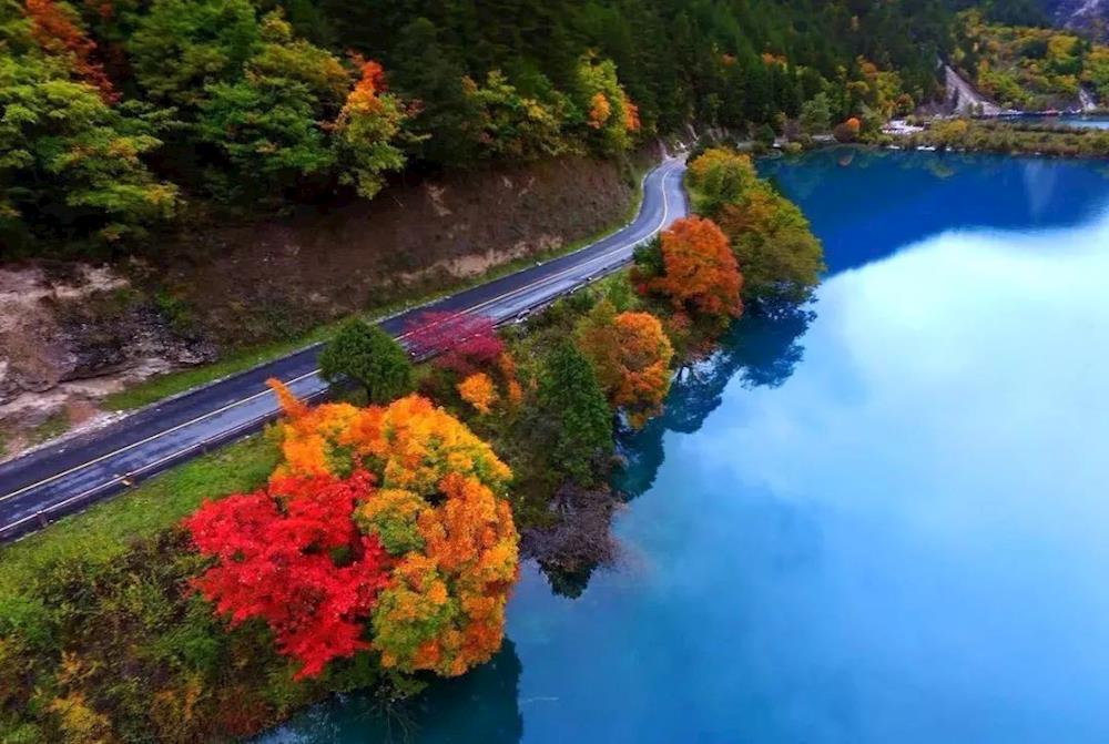 改革开放四十年之前的四川,改革开放初期的四川探索