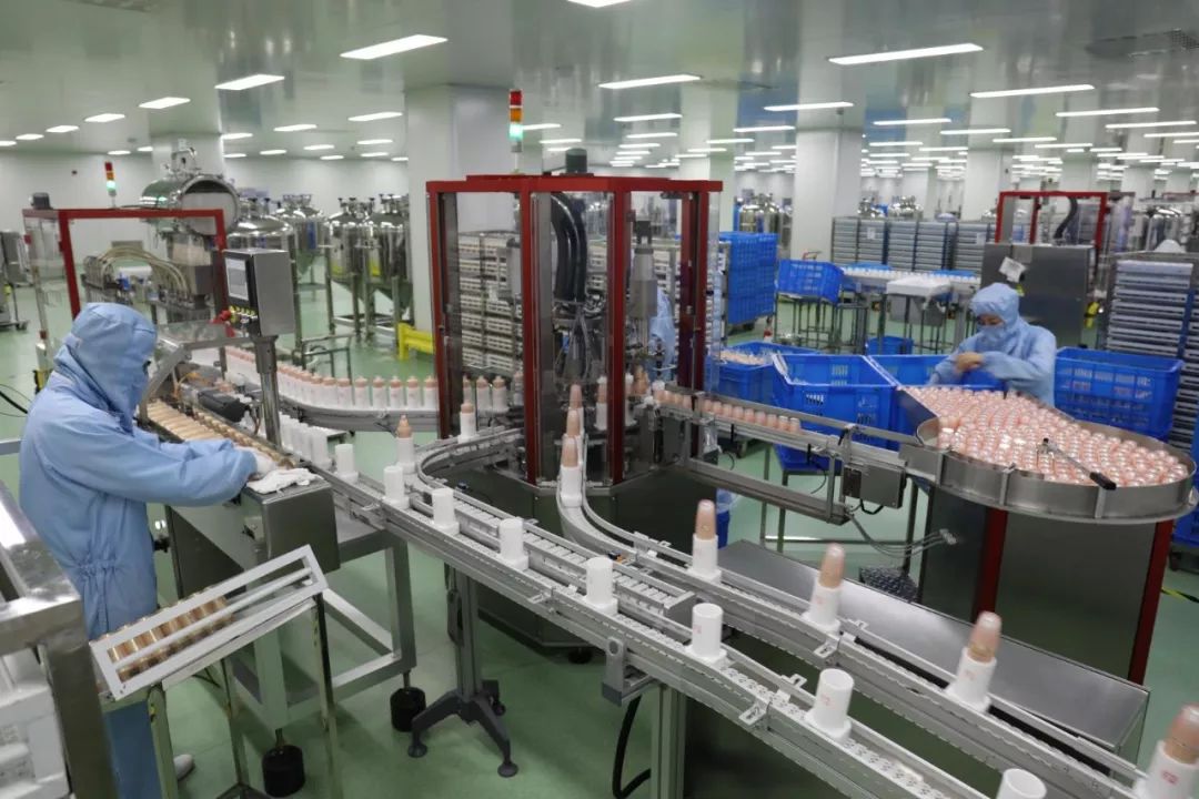 张抗抗故乡在远方视频,张抗抗眼中的哈尔滨