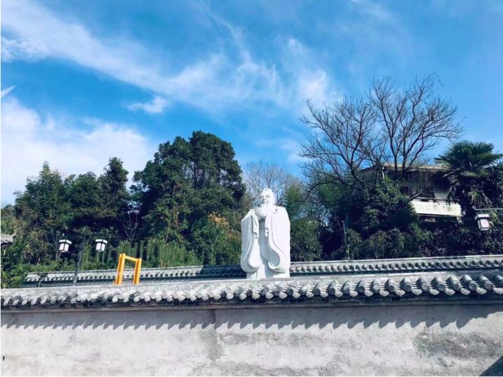 乡村寻梦④丨旧屋赋新生“颠覆式创新”共享乡村慢生活