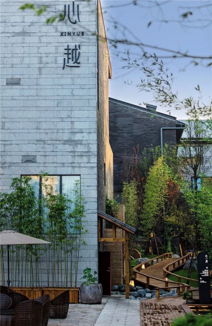 青城山玩雪泡温泉,冬天到青城山泡温泉的好地方