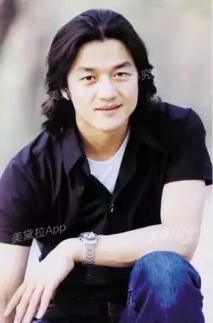 头等大事脱发青年自救指南,秃头女孩必看6大脱发误区