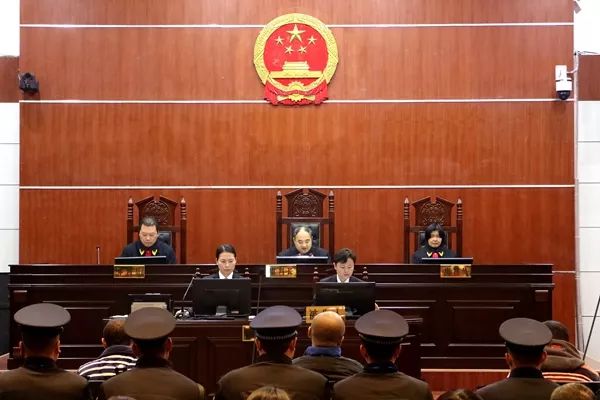 慈善家骗局最新,慈善家的骗局