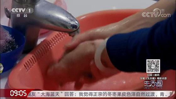 一到冬天手脚起皮干裂怎么治,冬天手脚干裂一招轻松缓解