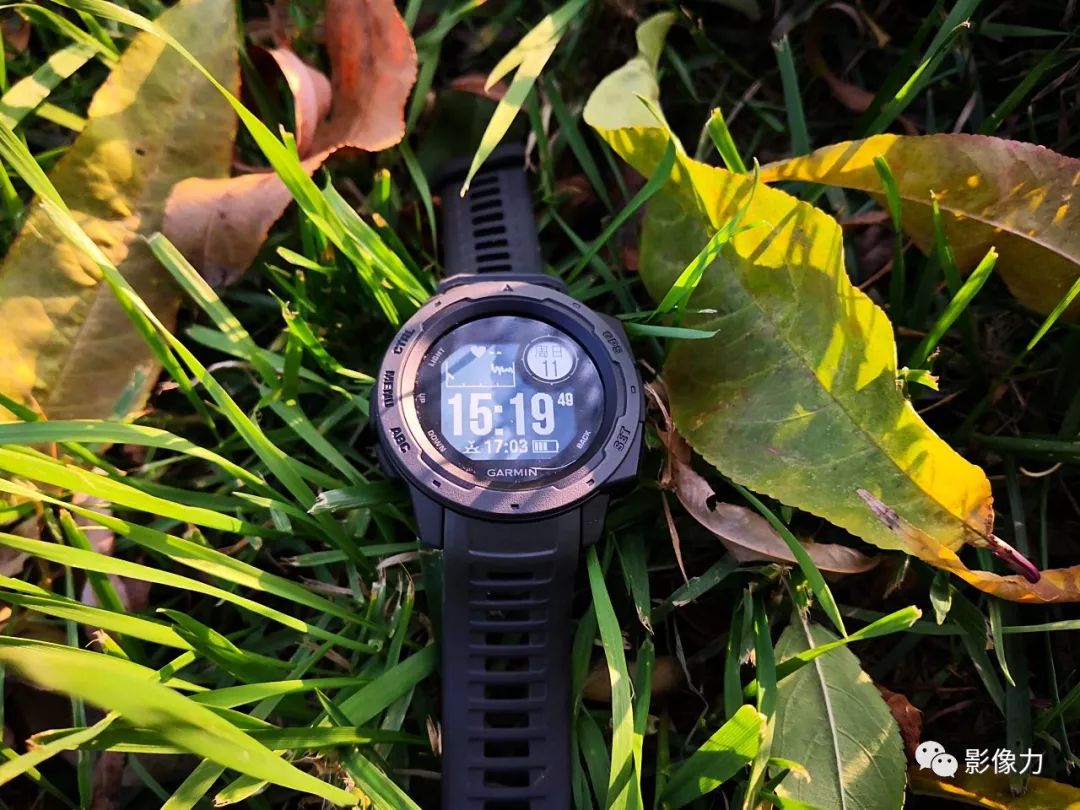 佳明手表instinct测评 (佳明手表推荐功能不需要太复杂)