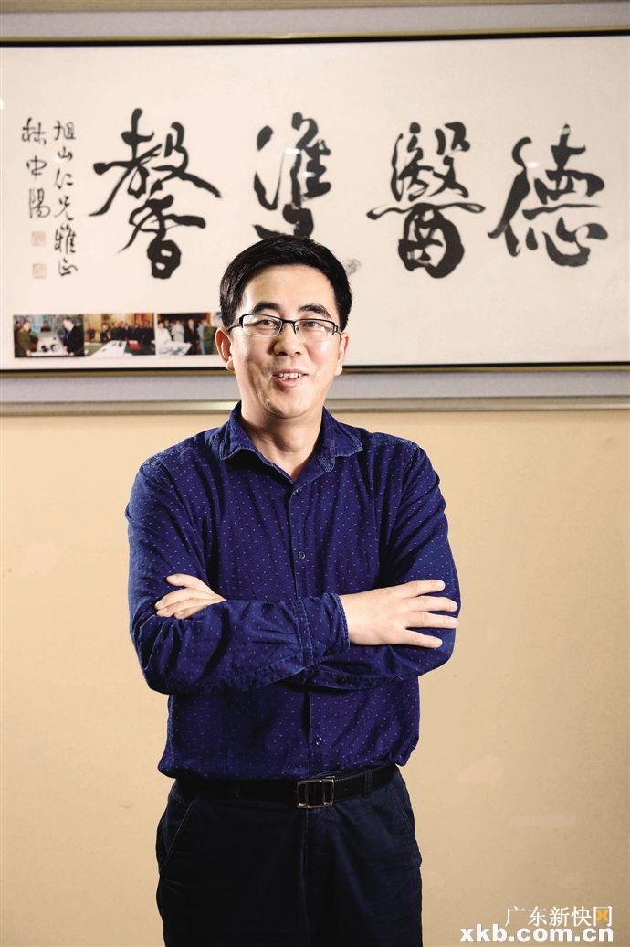 广州美容整形专家,查旭山医生