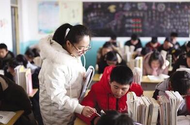 特岗教师常宏马晶:扎根乡村奉献青春的“比翼鸟”