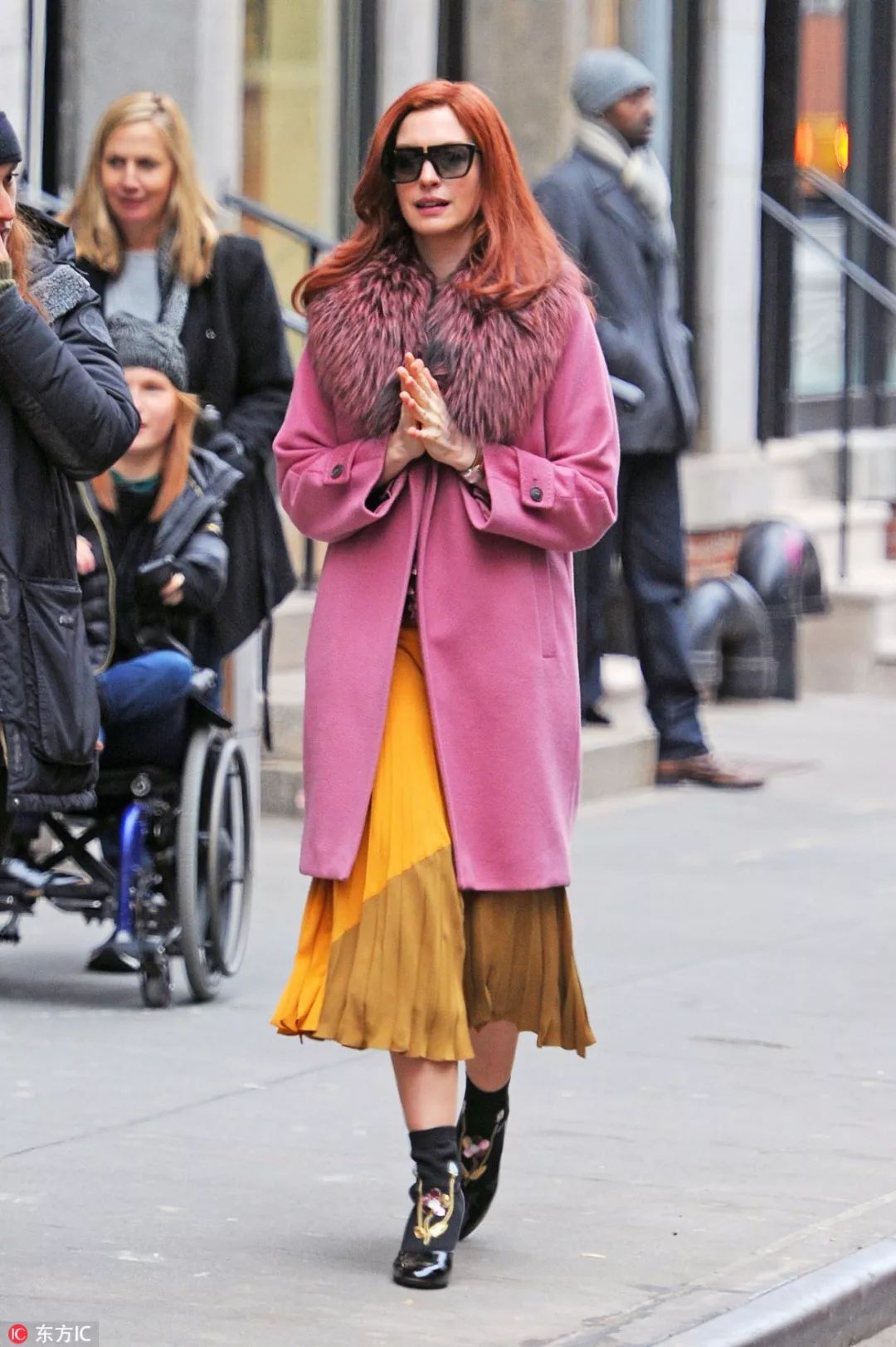 林徽因百褶裙,漆皮靴