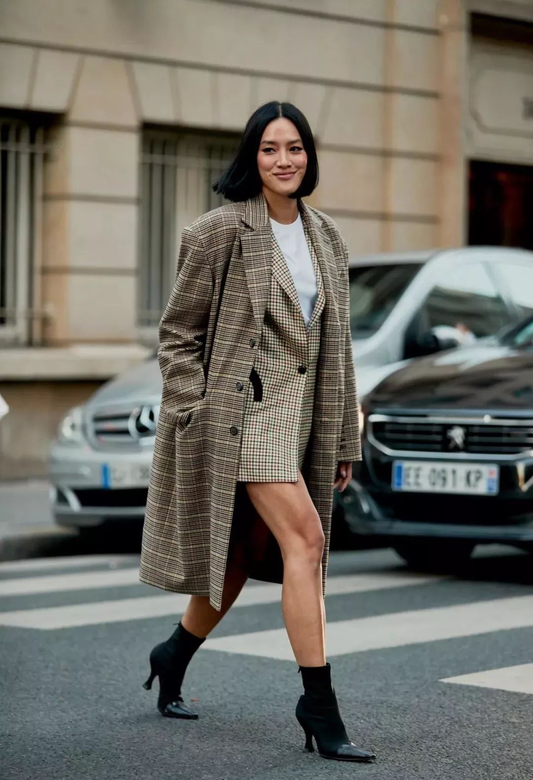 林徽因百褶裙,漆皮靴