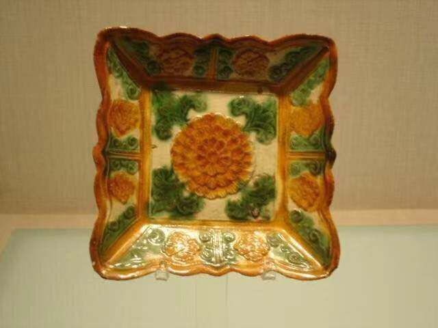 精美的辽三彩,品级最高的辽三彩