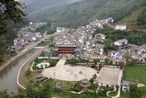 贵州少数民族村寨有哪些旅游景点,贵州哪里有少数民族旅游的地方