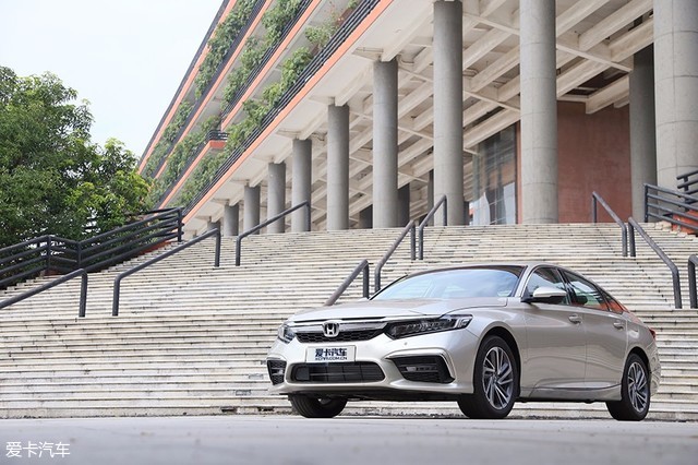 凯美瑞和本田inspire哪个好,新款凯美瑞深度评测