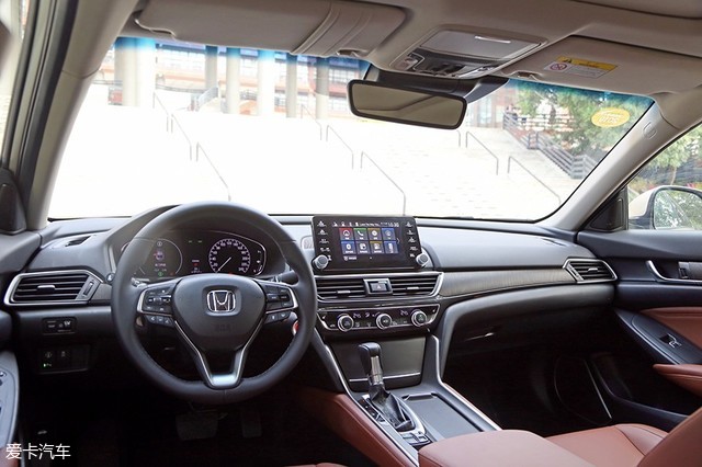 凯美瑞和本田inspire哪个好,新款凯美瑞深度评测