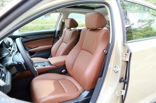 凯美瑞和本田inspire哪个好,新款凯美瑞深度评测