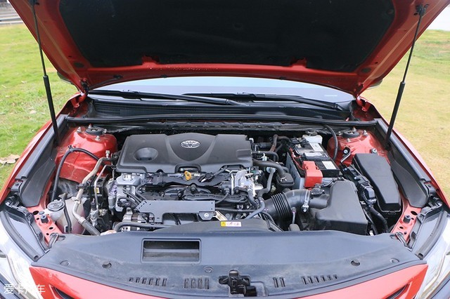 凯美瑞和本田inspire哪个好,新款凯美瑞深度评测