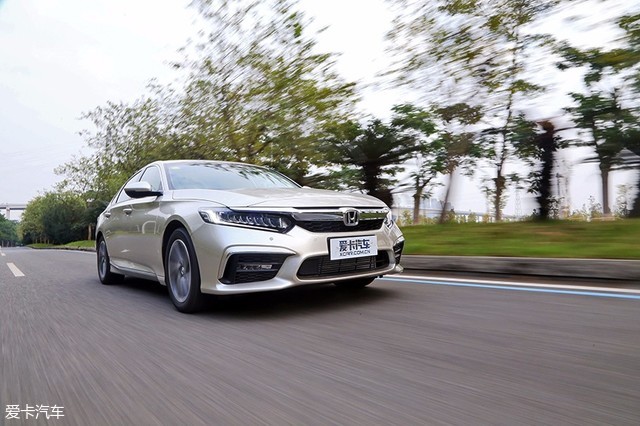 凯美瑞和本田inspire哪个好,新款凯美瑞深度评测