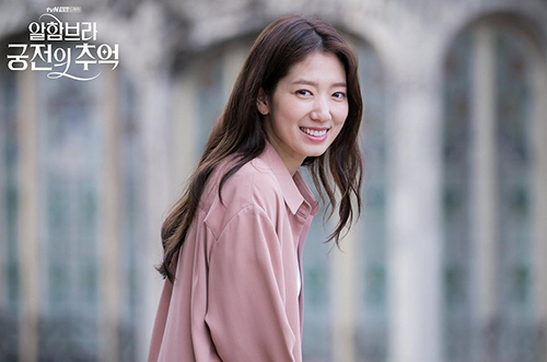 演技被群嘲,朴信惠的眼妆