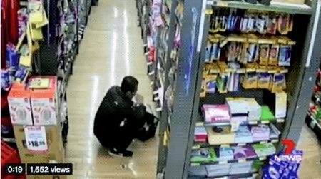 女代购被捕,中国代购扫光奶粉事件