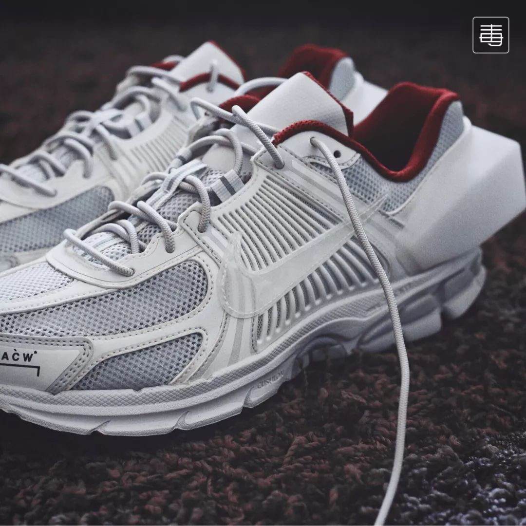 nikeblazer橙蓝渐变上脚,nikeblazer最好看的鞋