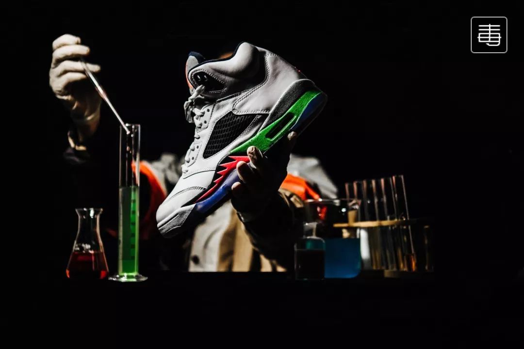 nikeblazer橙蓝渐变上脚,nikeblazer最好看的鞋