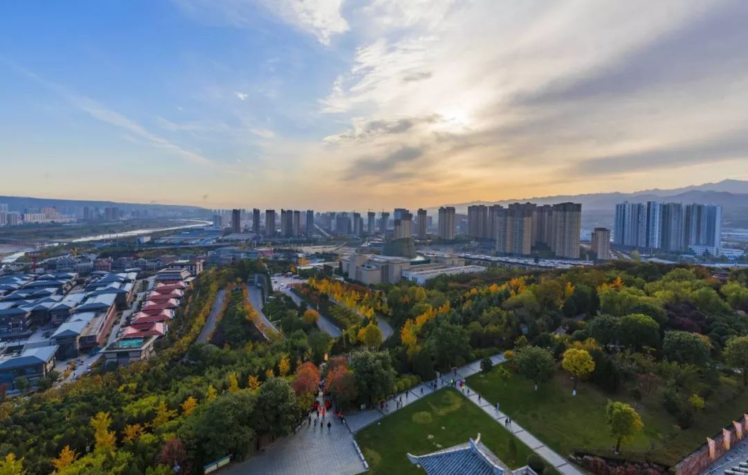 宝鸡中华石鼓园有什么建筑,陕西宝鸡市旅游景点中华石鼓园