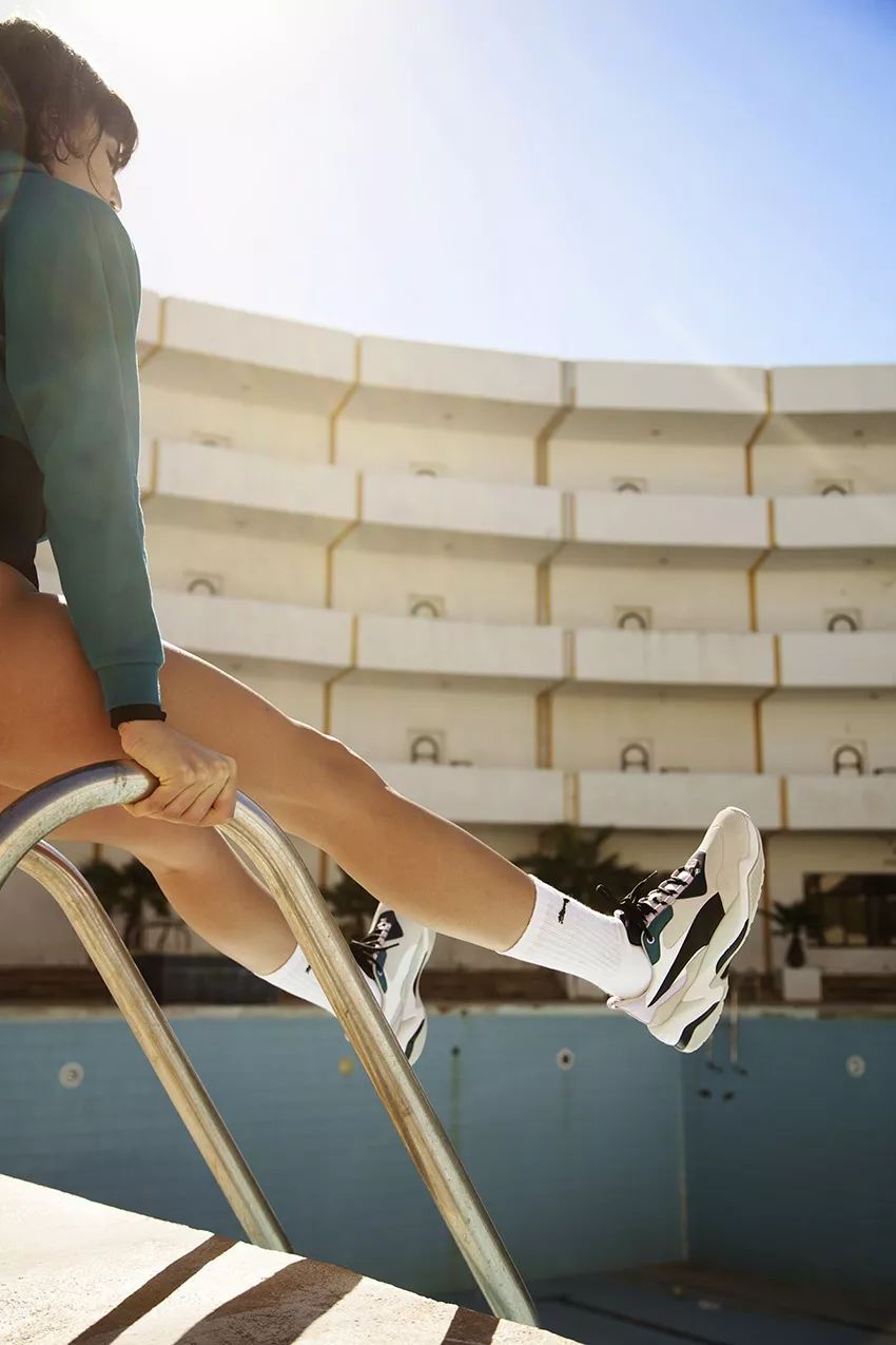 今年秋冬流行这6种靴子,今年时髦精们都在穿这双靴子