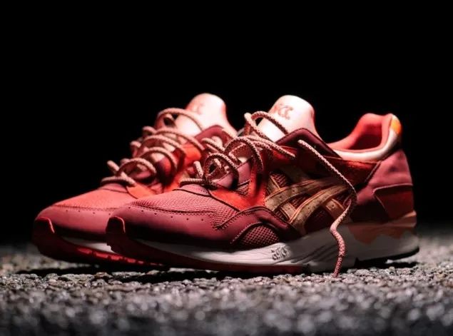 今年秋冬流行这6种靴子,今年时髦精们都在穿这双靴子