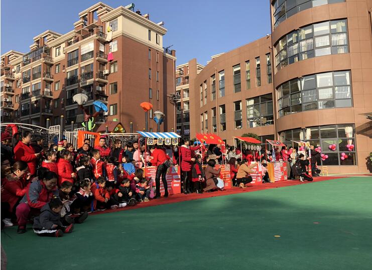 年味大街幼儿园活动圆满结束,格林童话幼儿园逛庙会活动
