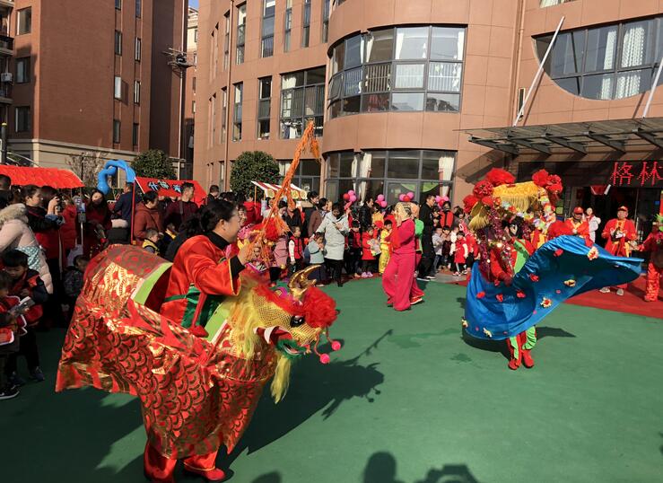 年味大街幼儿园活动圆满结束,格林童话幼儿园逛庙会活动