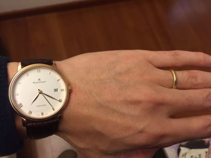 百达翡丽买表有门槛吗,2022年百达翡丽正装表30万以内