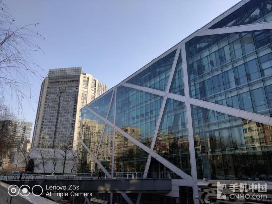 联想z5手机性价比排行,联想z5s手机评测19.5:9