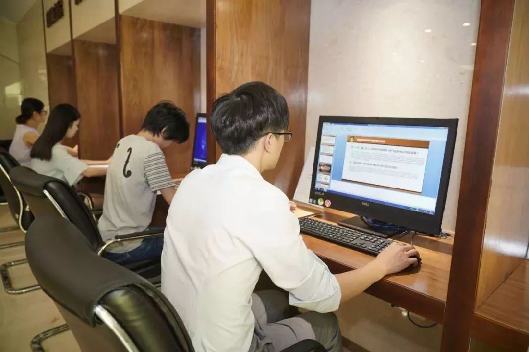 改革开放40年的回顾与展望勋章,改革开放40周年风雨兼程