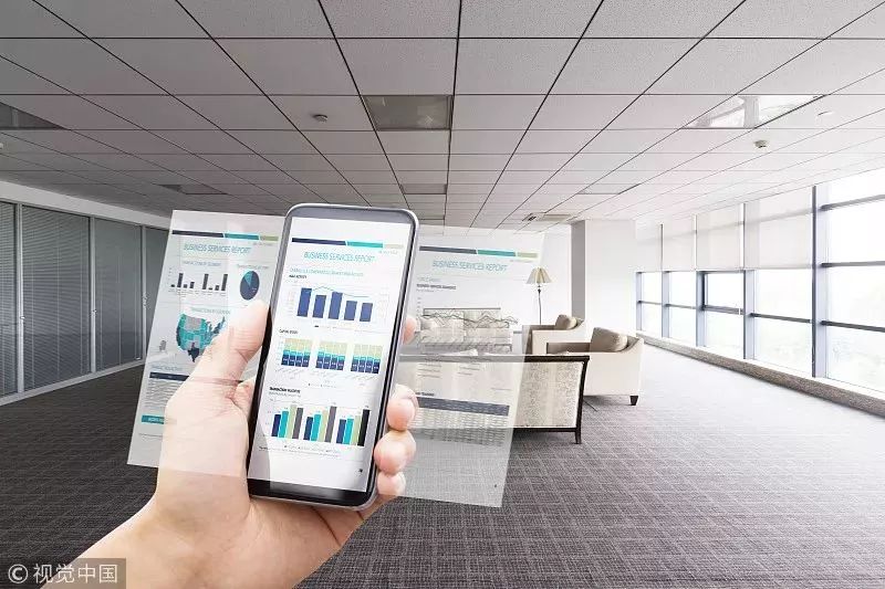 女孩偷偷给男友拍照结果悲剧了,90后女孩发4张照片