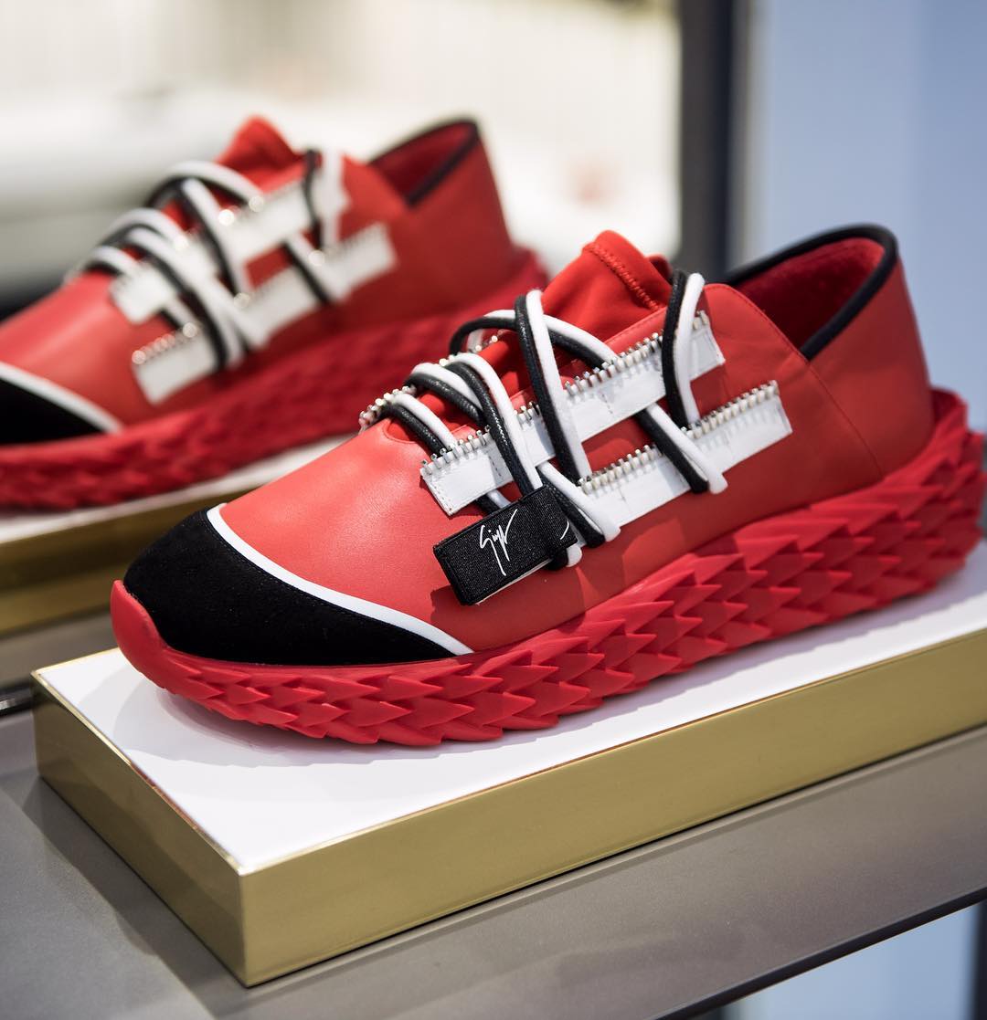 鞋王塔克的鞋从哪里来的,鞋王塔克最喜欢十双鞋