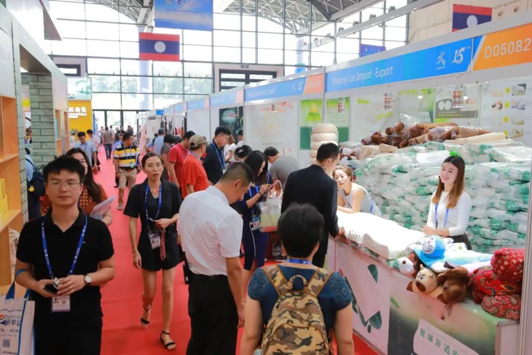 老挝应如何发展对外贸易,中国与老挝的进出口贸易