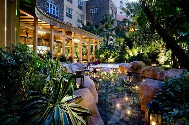 浙江纯天然温泉推荐一下,浙江天然温泉度假村排名榜