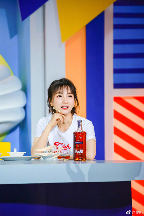 最近明星都剪了短发,半个娱乐圈女明星