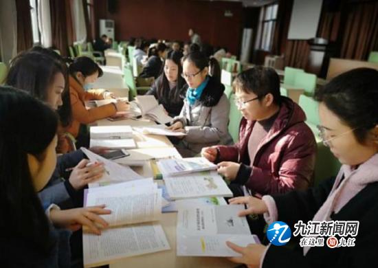 集思广益博采众长——记九江小学八里湖校区语文组集体备课