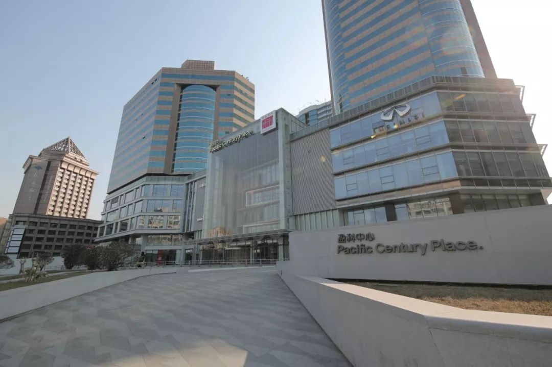 5.10妈妈的餐桌·北京盈科中心——写字楼里的农园市集