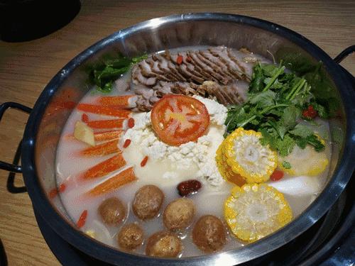 小米授权体验店重百商场店,小米授权体验店