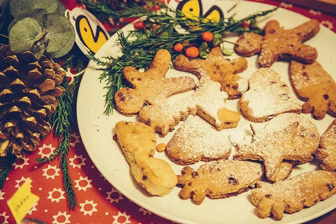 55万㎡灯光秀！全城一起蹦到2019！太嗨了！